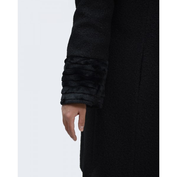 Μαντό μαύρο μπουκλέ με γούνα Βραδινά